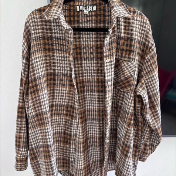 Audrey 3+1 Brown and White Plaid Flannel - Picture 1 of 3